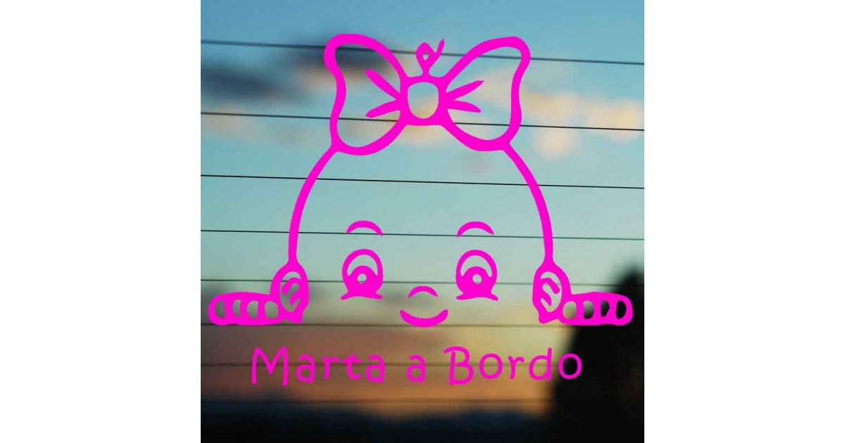 Neonata viso a  bordo fuxia